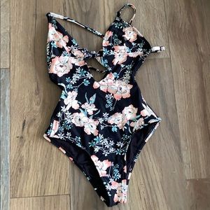 One piece bathing suit